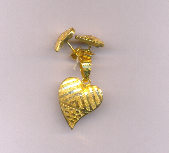 GOLD HALF SET PENDENT PLAIN FANCY