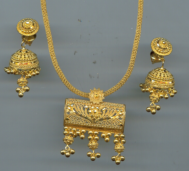 GOLD HALF SET PENDENT PLAIN GENERAL