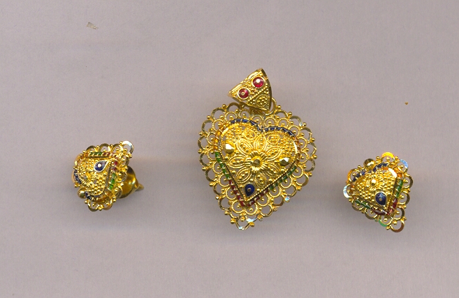 GOLD HALF SET PENDENT PLAIN GENERAL