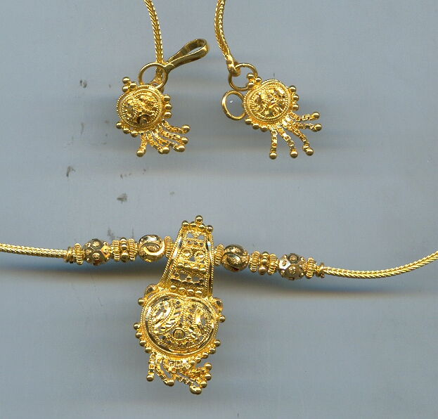 GOLD HALF SET PENDENT PLAIN GENERAL