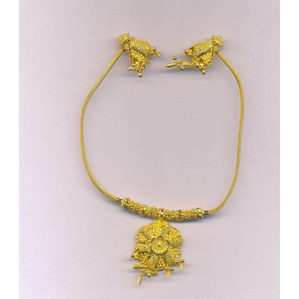 GOLD HALF SET PENDENT PLAIN GENERAL