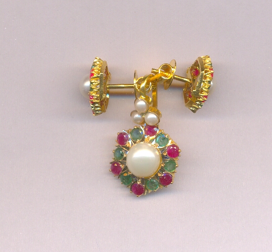 GOLD HALF SET PENDENT REALSTONE FANCY