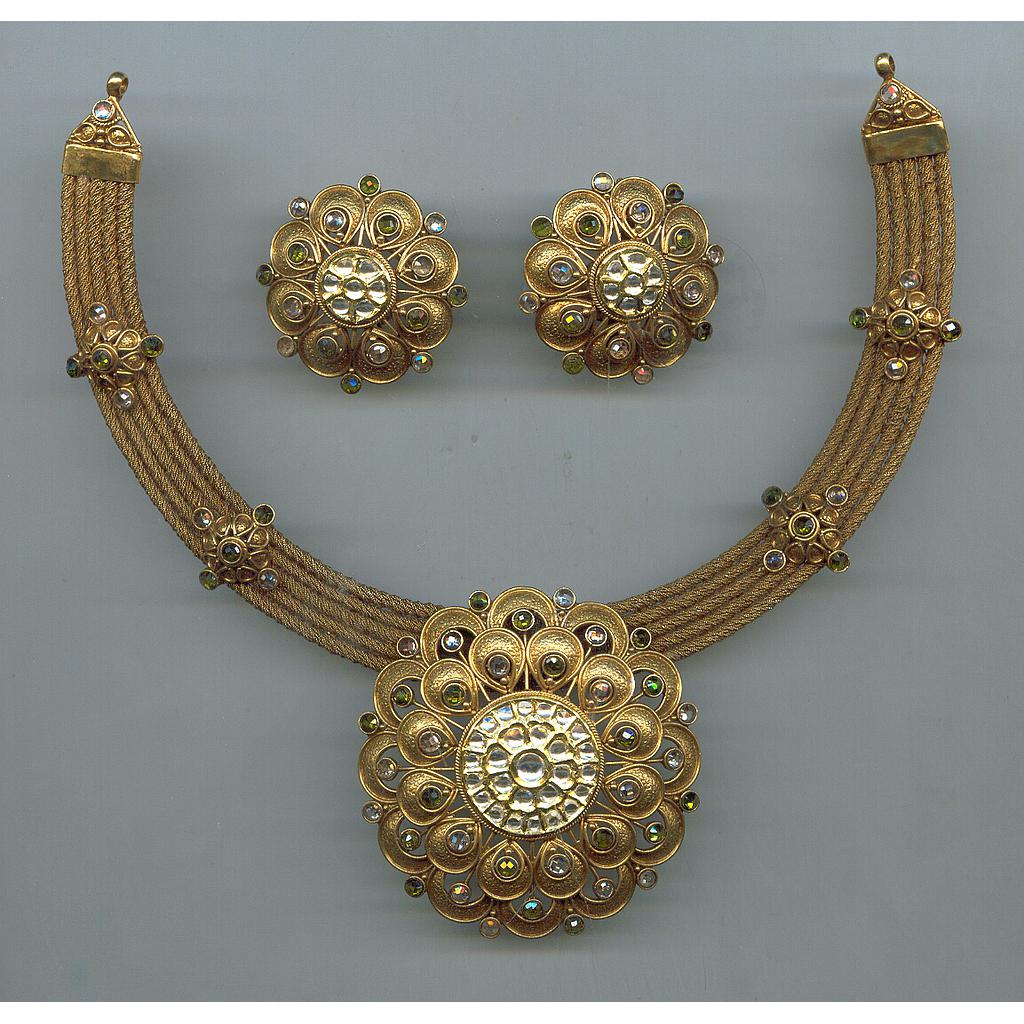 GOLD HALF SET ROUND ANTIQUE EXCLUSIVE