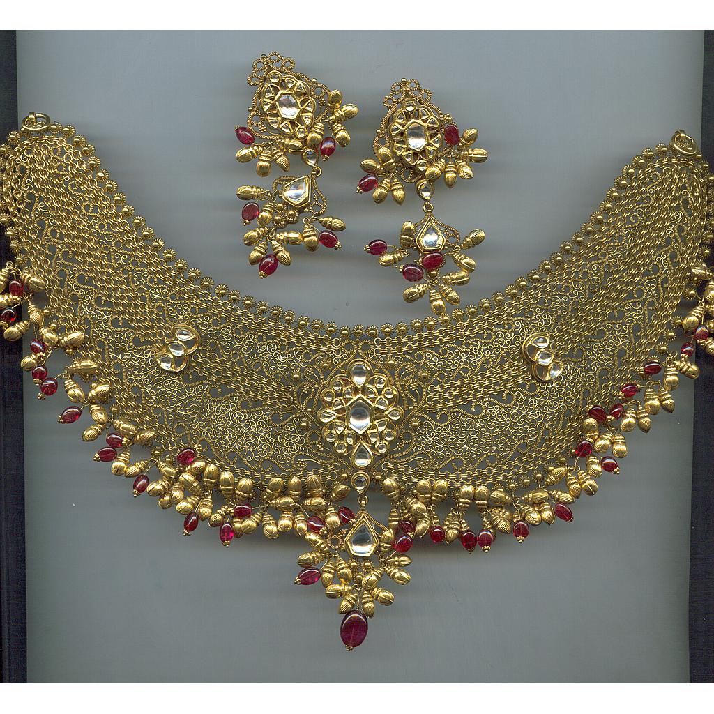 GOLD HALF SET ROUND ANTIQUE EXCLUSIVE