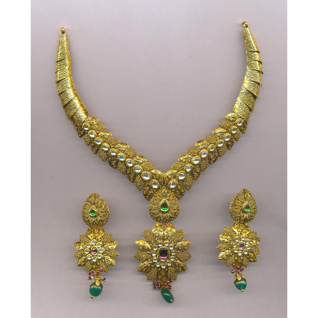 GOLD HALF SET ROUND ANTIQUE EXCLUSIVE