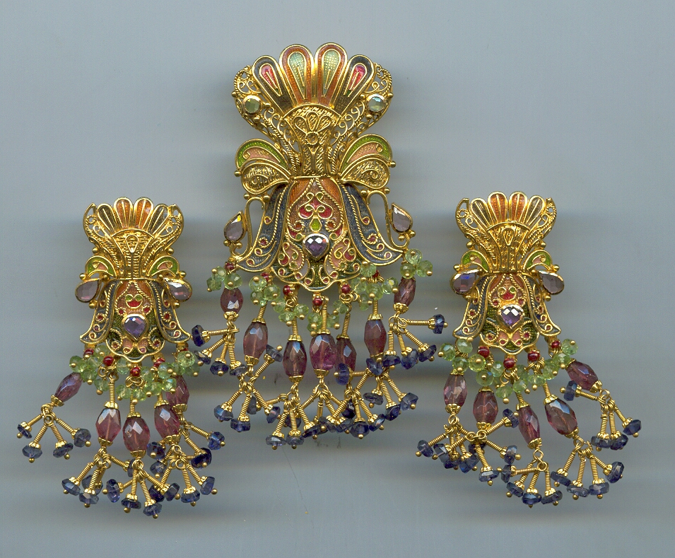 GOLD HALF SET ROUND ANTIQUE EXCLUSIVE