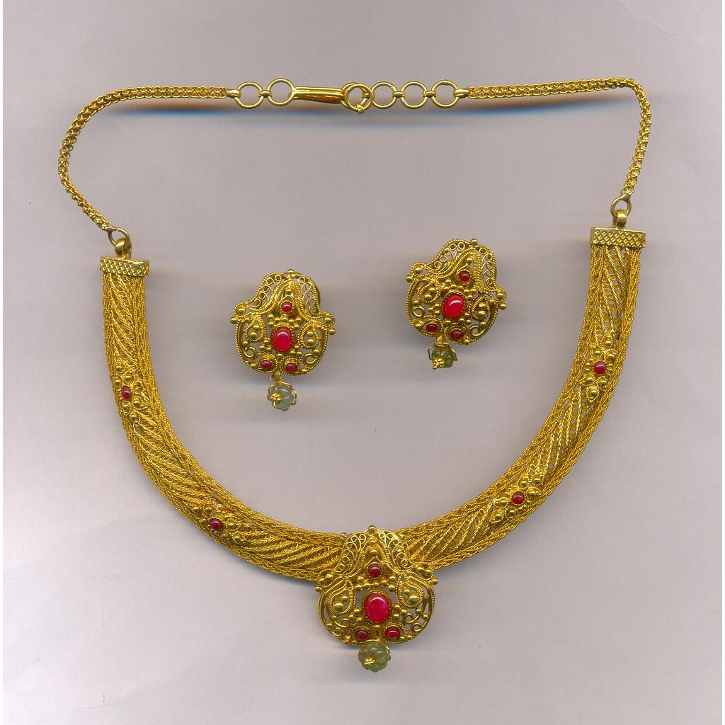 GOLD HALF SET ROUND ANTIQUE EXCLUSIVE