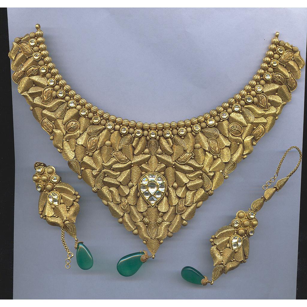 GOLD HALF SET ROUND ANTIQUE EXCLUSIVE