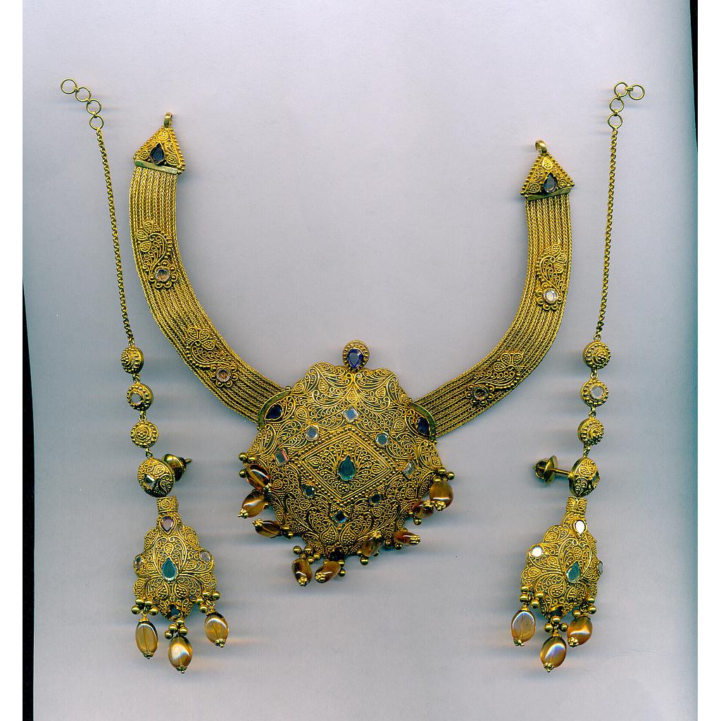 GOLD HALF SET ROUND ANTIQUE EXCLUSIVE