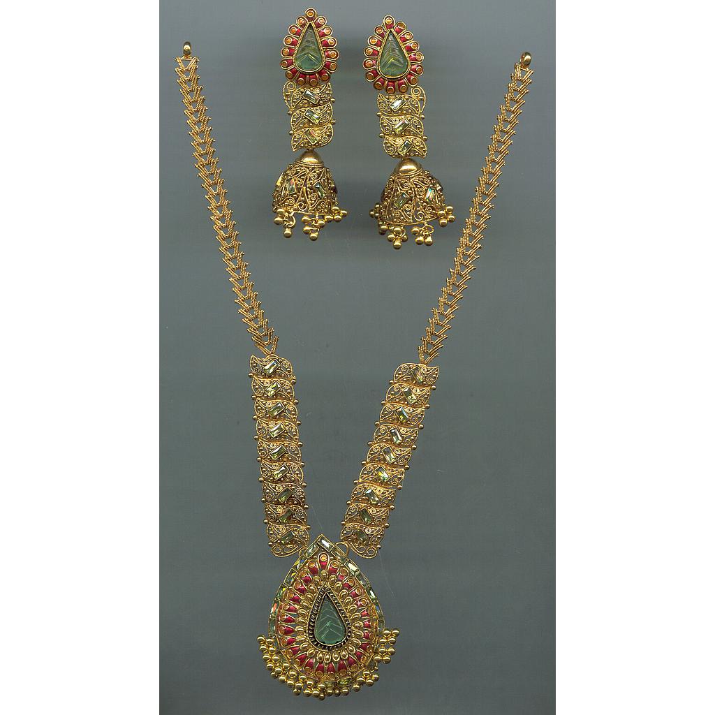 GOLD HALF SET ROUND ANTIQUE EXCLUSIVE