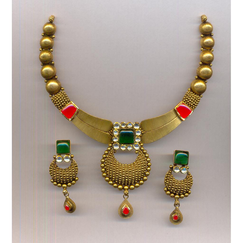 GOLD HALF SET ROUND ANTIQUE EXCLUSIVE