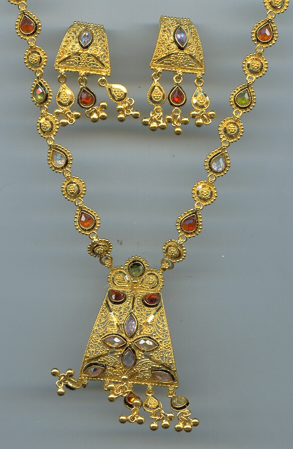 GOLD HALF SET ROUND ANTIQUE EXCLUSIVE