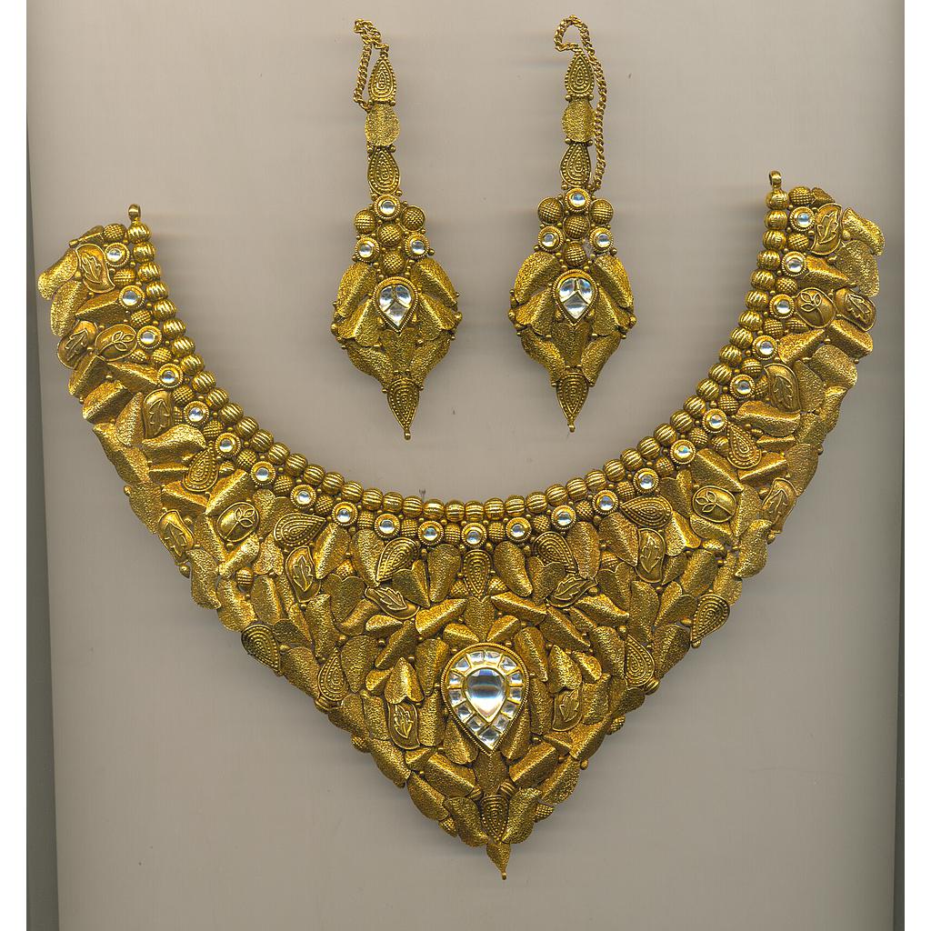 GOLD HALF SET ROUND ANTIQUE FANCY