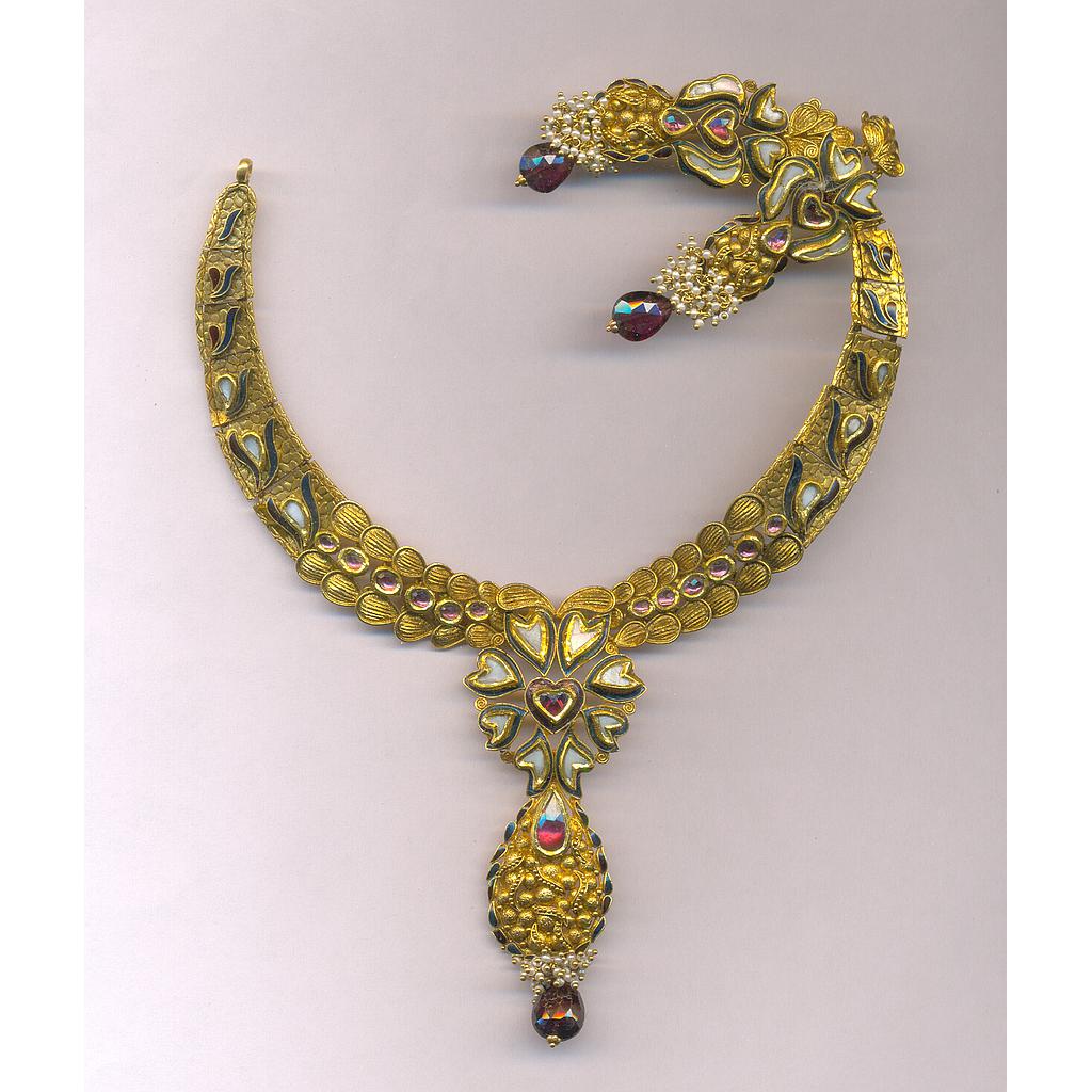 GOLD HALF SET ROUND ANTIQUE FANCY