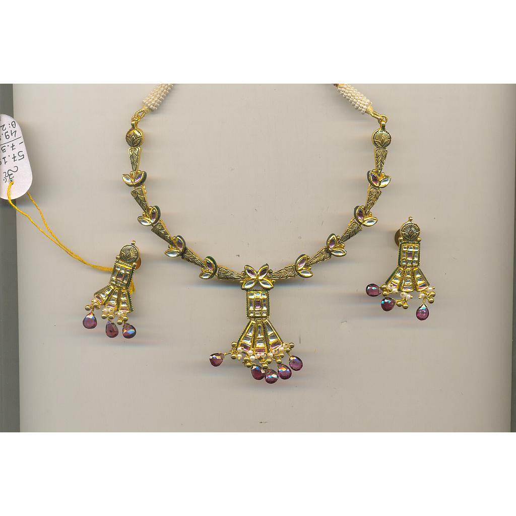 GOLD HALF SET ROUND ANTIQUE FANCY
