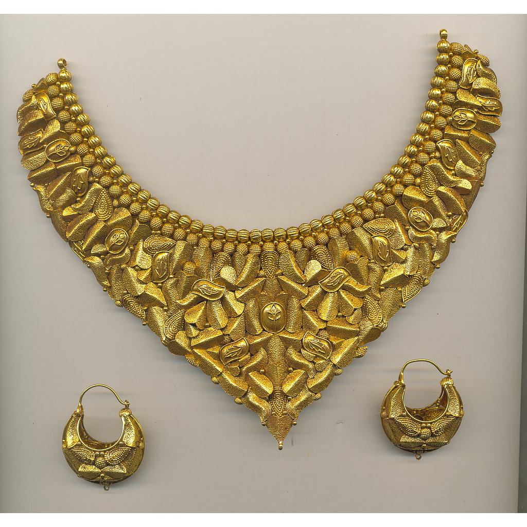 GOLD HALF SET ROUND ANTIQUE FANCY
