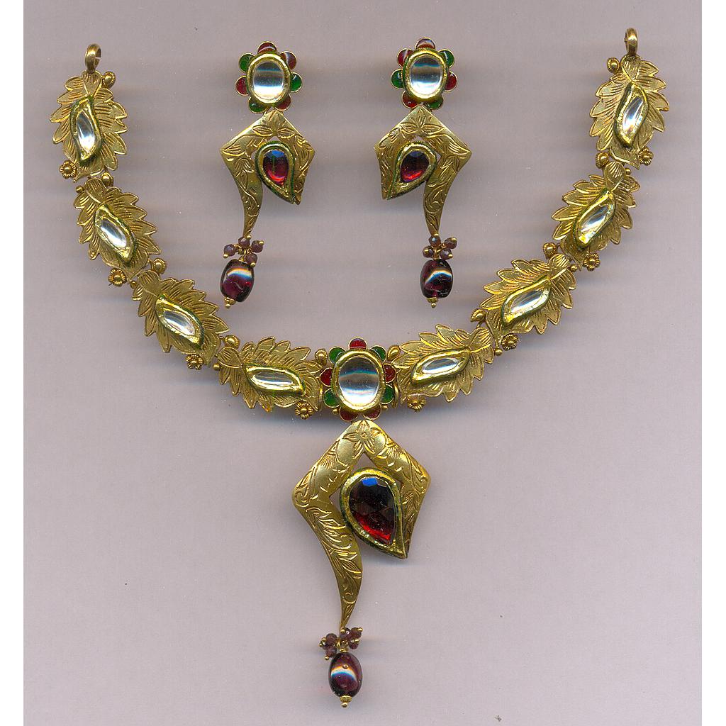 GOLD HALF SET ROUND ANTIQUE FANCY