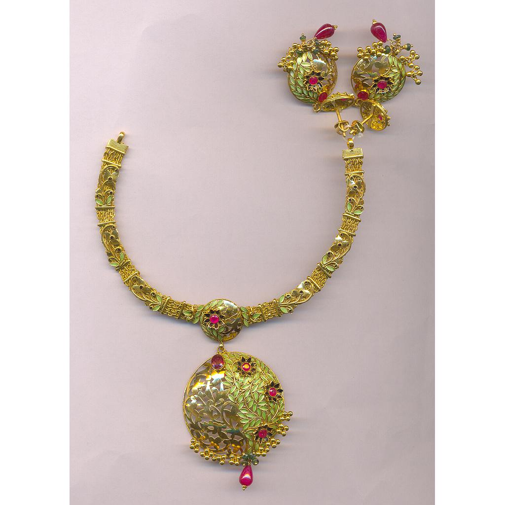 GOLD HALF SET ROUND ANTIQUE FANCY