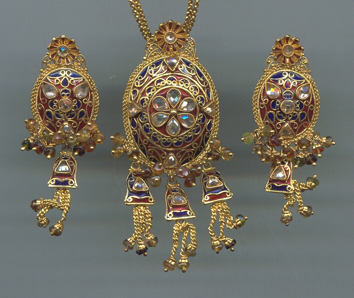 GOLD HALF SET ROUND ANTIQUE GENERAL