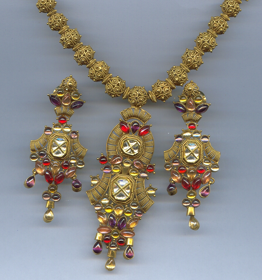 GOLD HALF SET ROUND ANTIQUE GENERAL