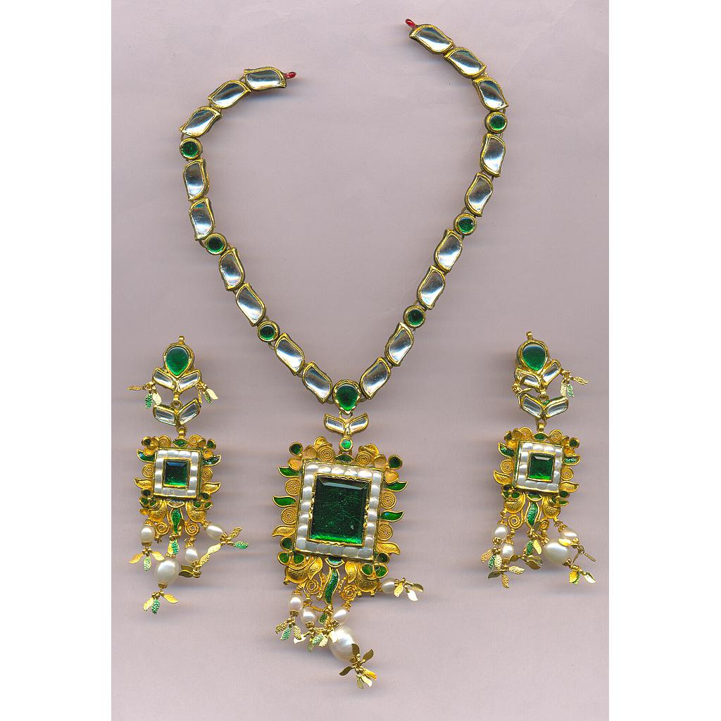 GOLD HALF SET ROUND ANTIQUE GENERAL