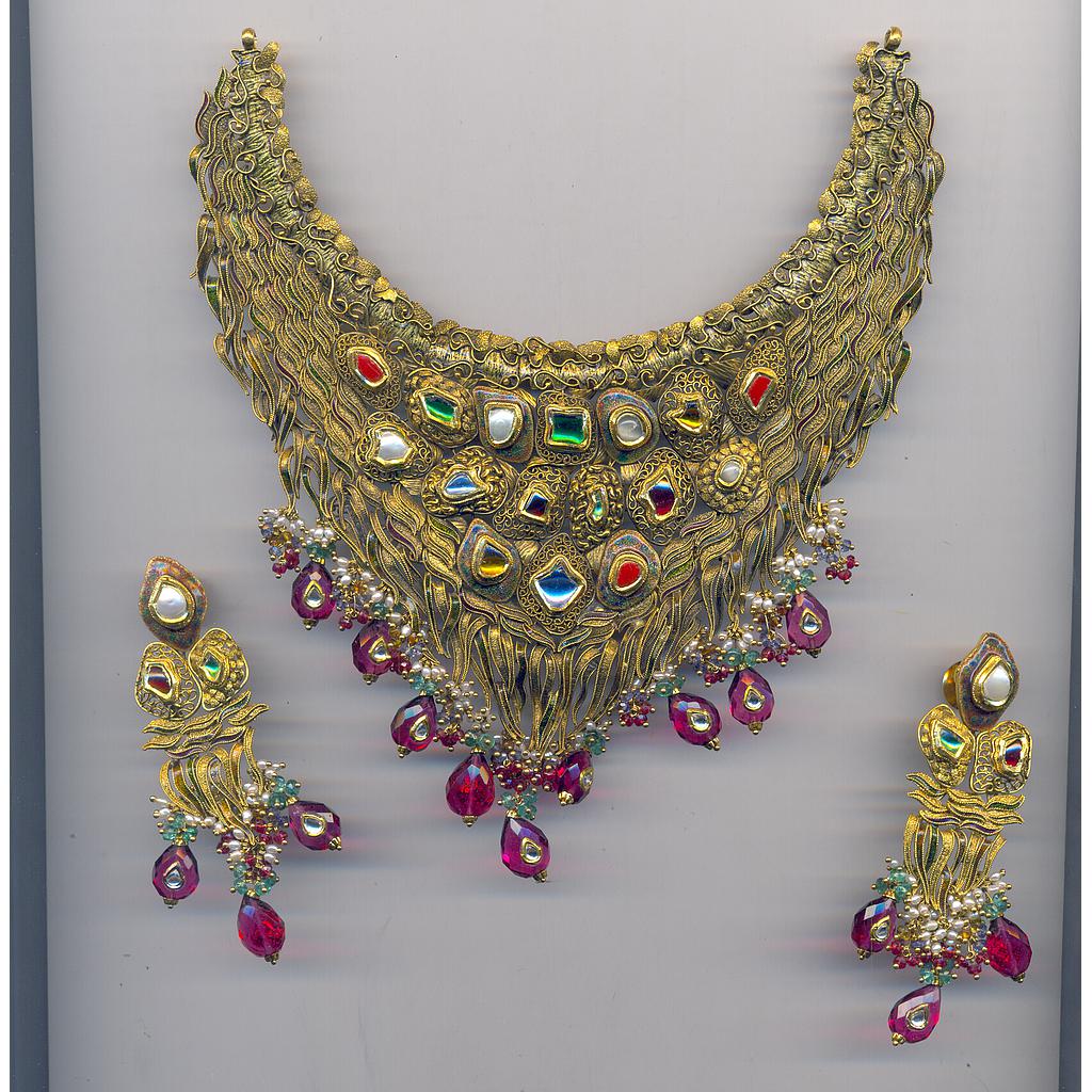 GOLD HALF SET ROUND ANTIQUE GENERAL