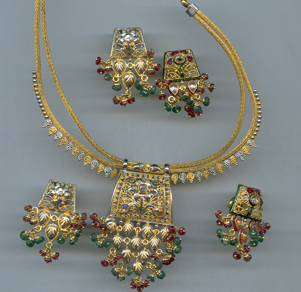 GOLD HALF SET ROUND ANTIQUE GENERAL