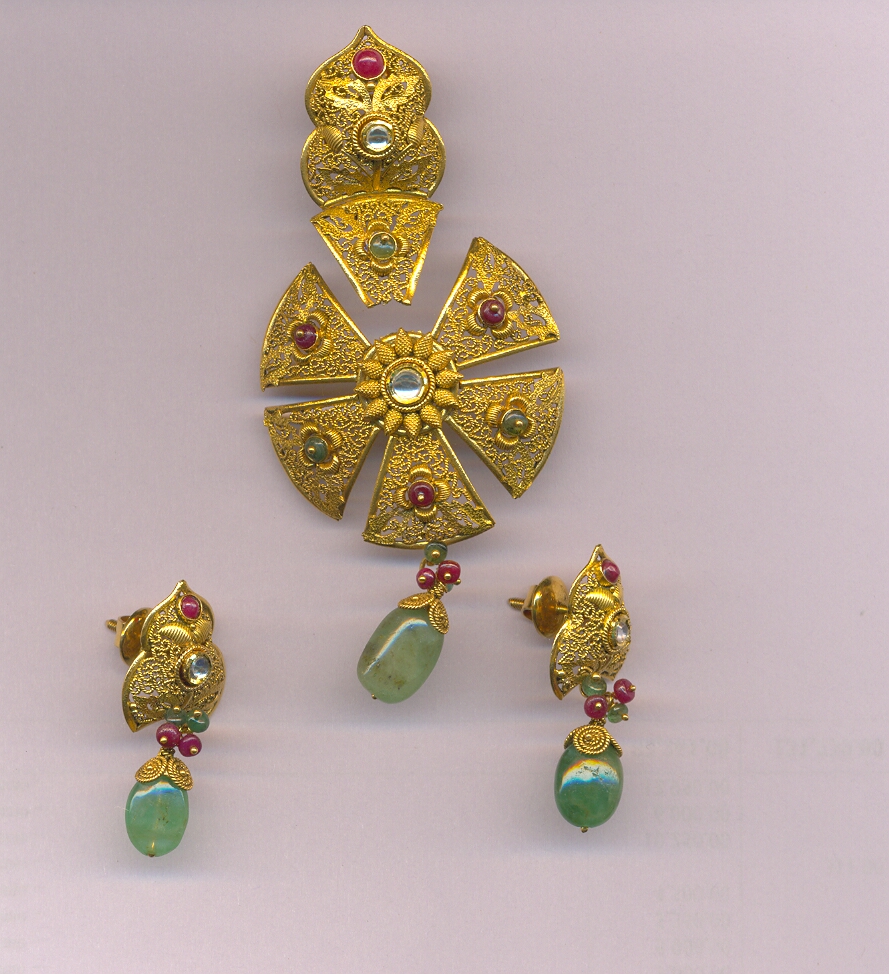GOLD HALF SET ROUND ANTIQUE GENERAL