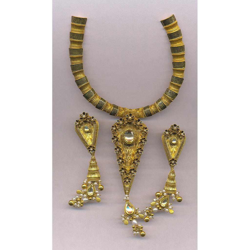 GOLD HALF SET ROUND ANTIQUE GENERAL