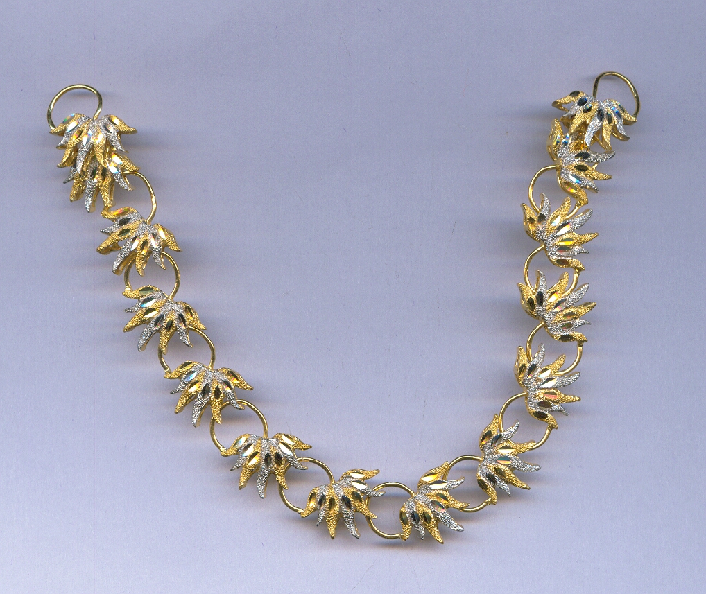 GOLD HALF SET ROUND CASTING EXCLUSIVE