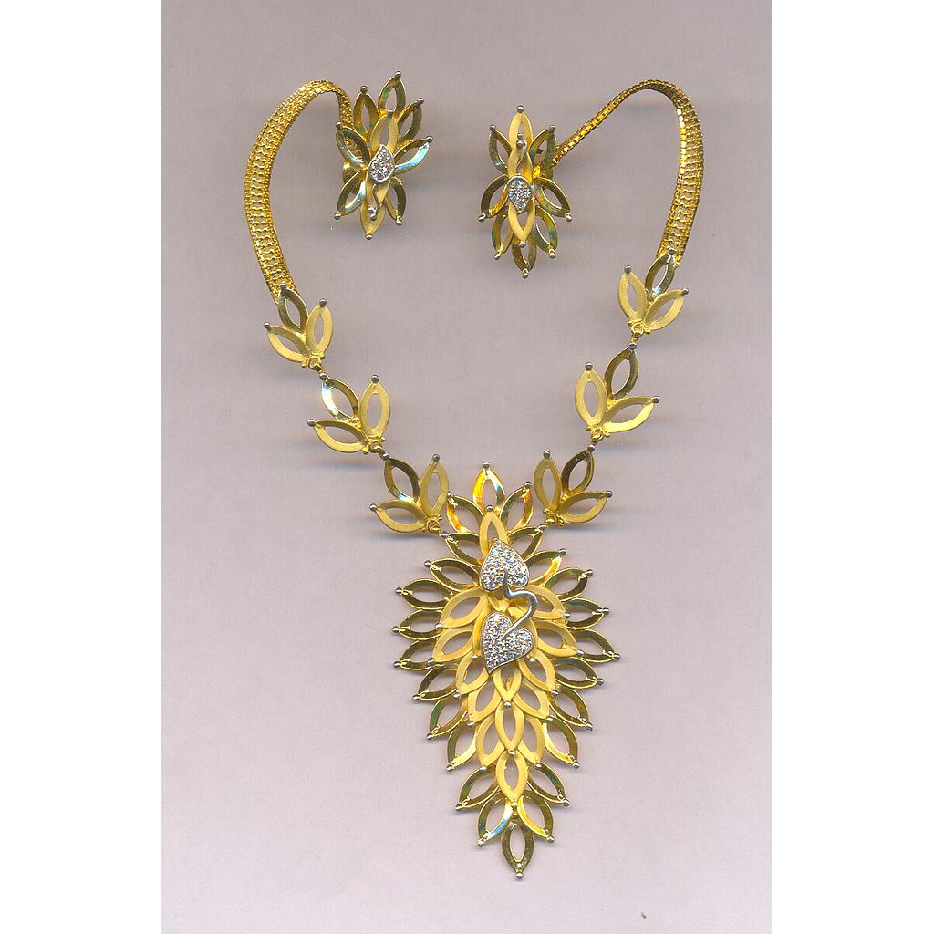 GOLD HALF SET ROUND CASTING FANCY
