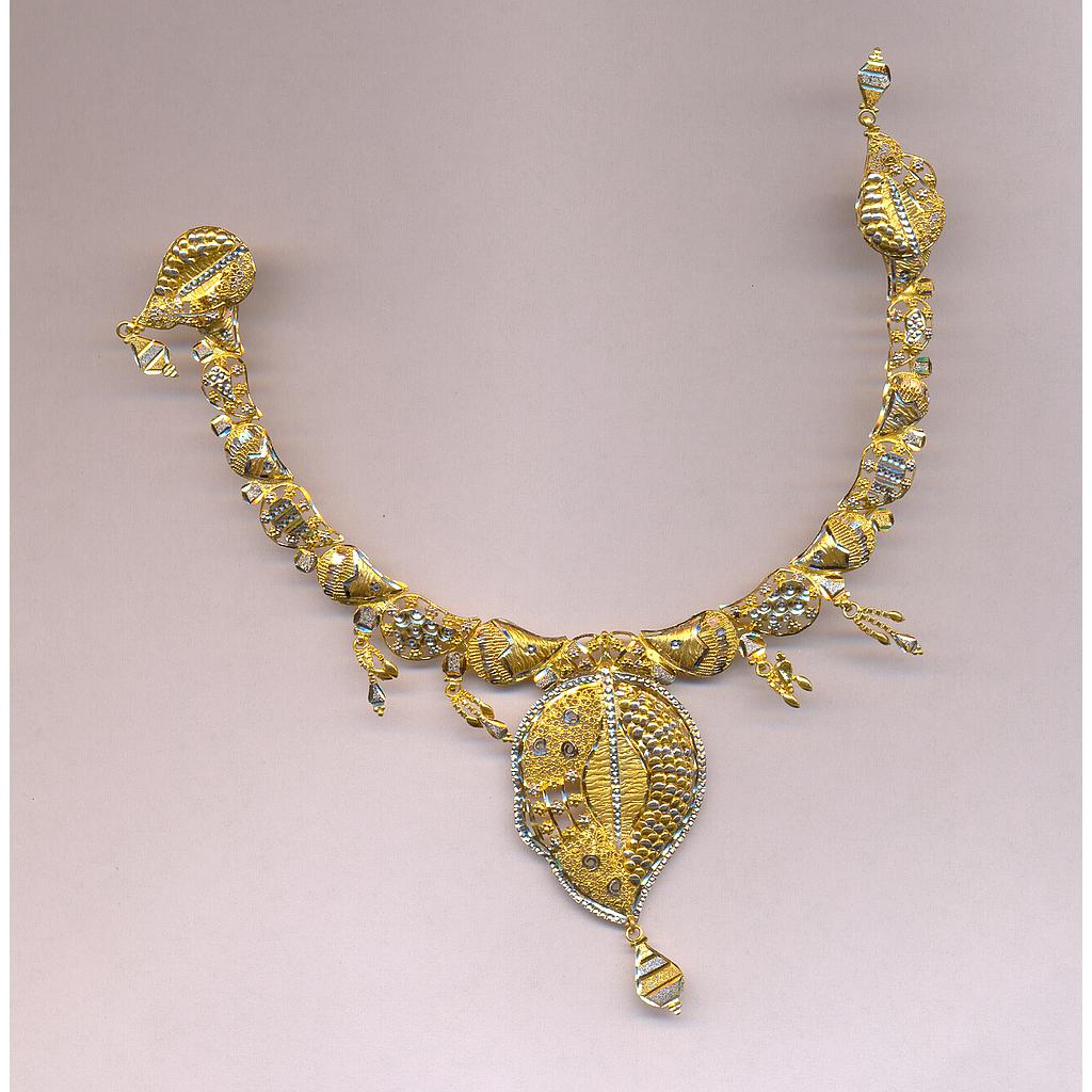 GOLD HALF SET ROUND CASTING FANCY
