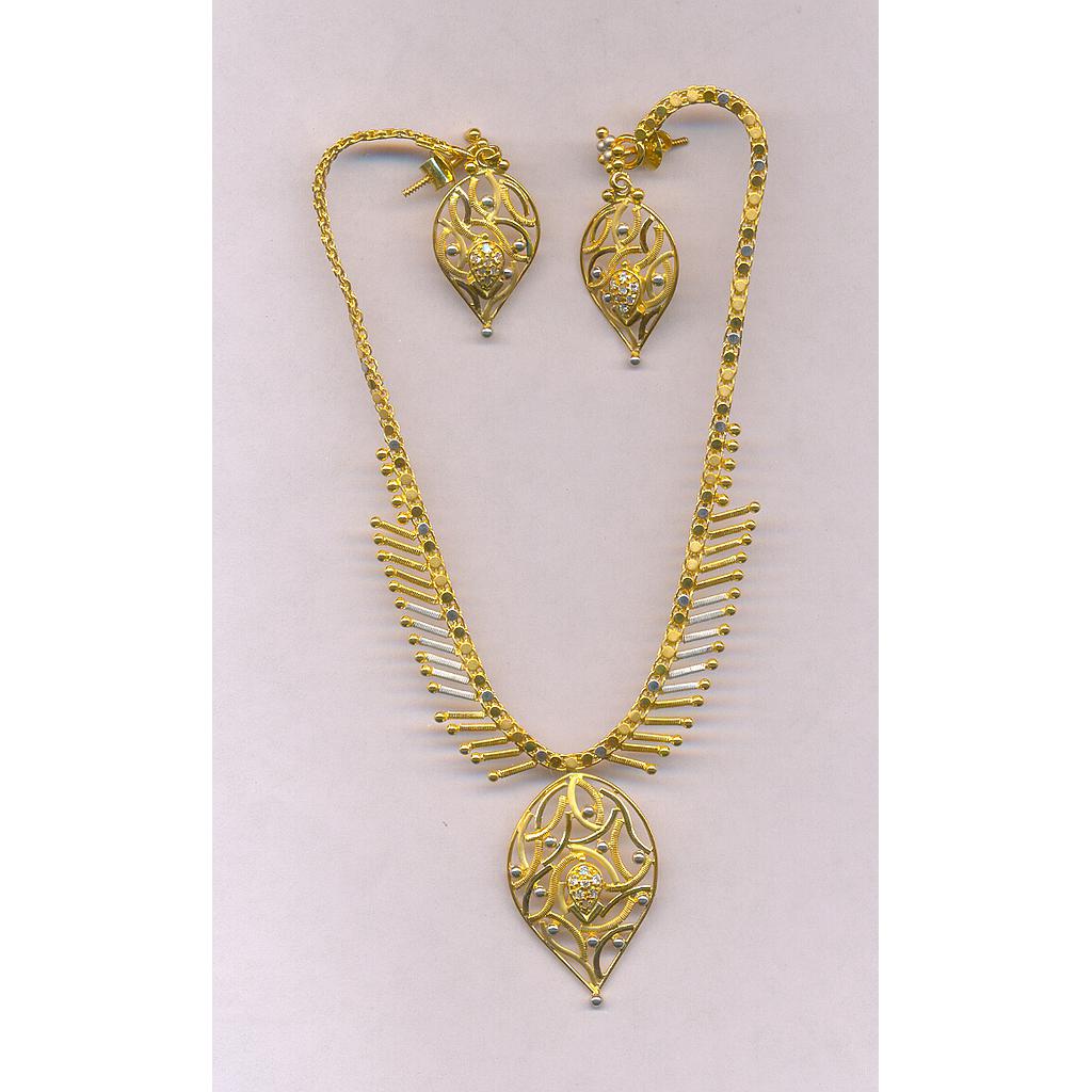 GOLD HALF SET ROUND CASTING FANCY