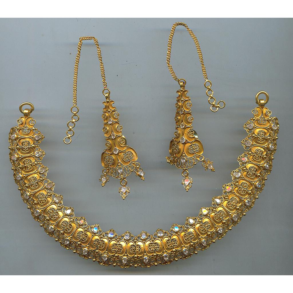 GOLD HALF SET ROUND DESIGNER EXCLUSIVE