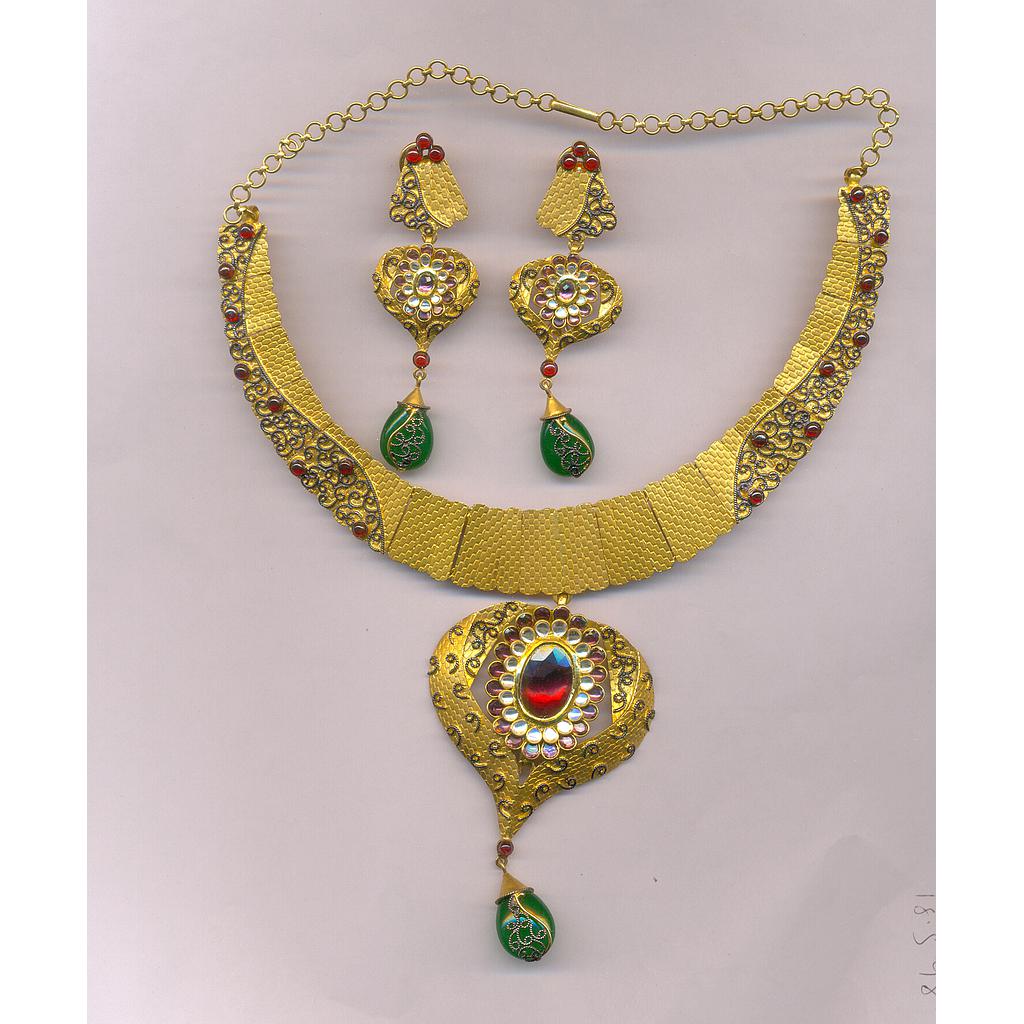 GOLD HALF SET ROUND DESIGNER EXCLUSIVE