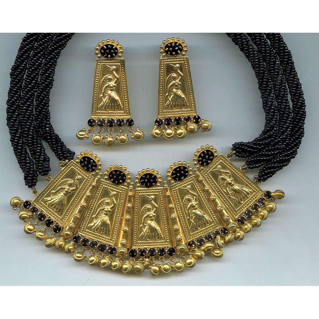 GOLD HALF SET ROUND DESIGNER EXCLUSIVE