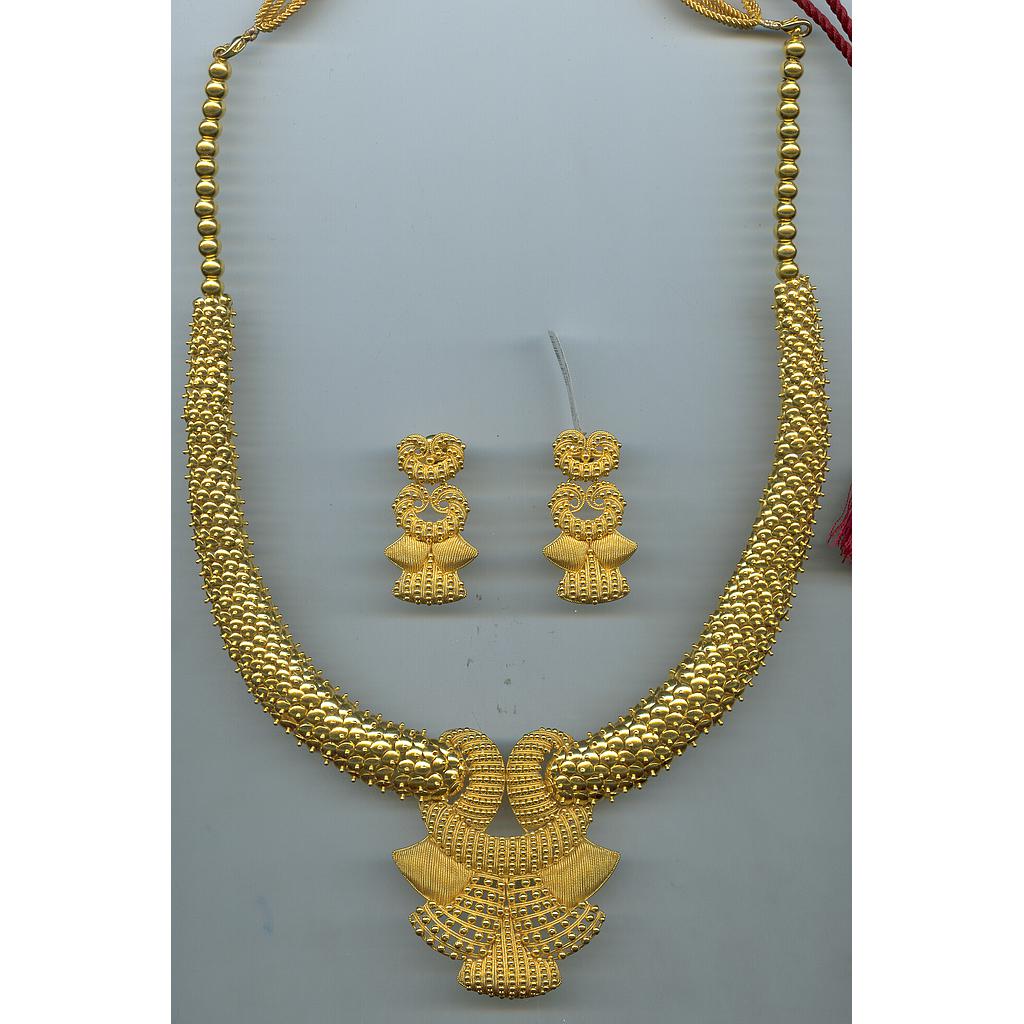 GOLD HALF SET ROUND DESIGNER GENERAL