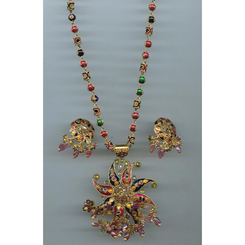 GOLD HALF SET ROUND DESIGNER GENERAL