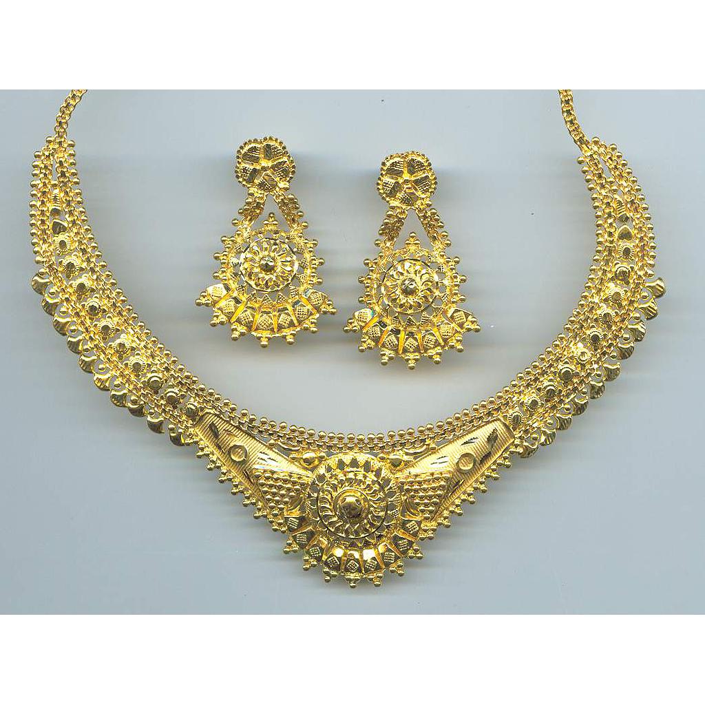 GOLD HALF SET ROUND DESIGNER GENERAL