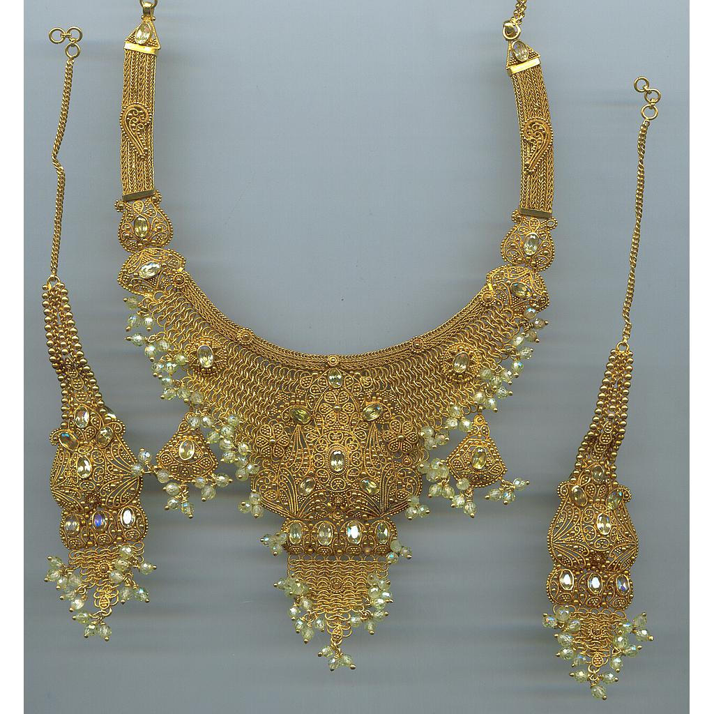 GOLD HALF SET ROUND DESIGNER GENERAL
