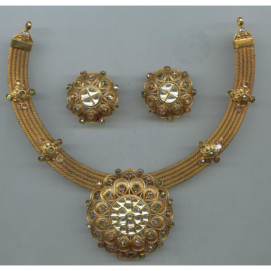 GOLD HALF SET ROUND KUNDAN EXCLUSIVE