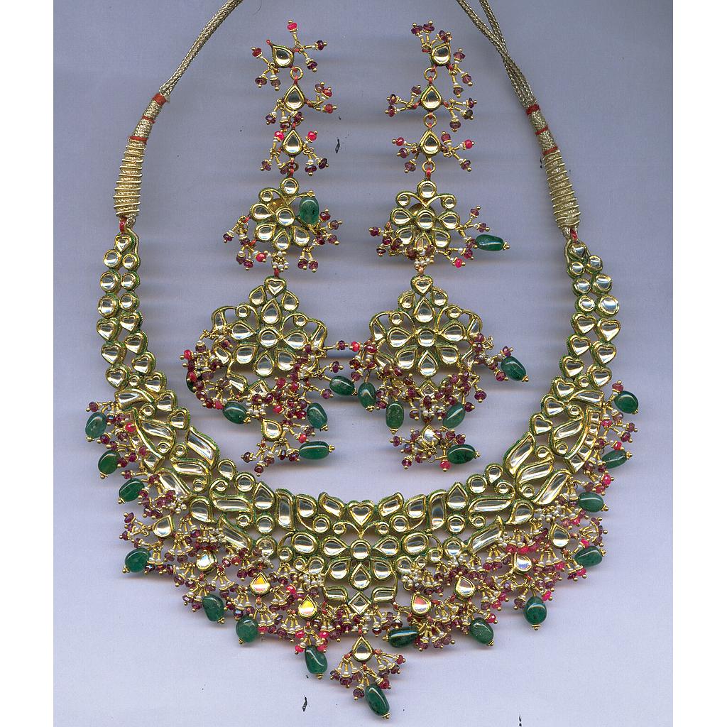 GOLD HALF SET ROUND KUNDAN EXCLUSIVE