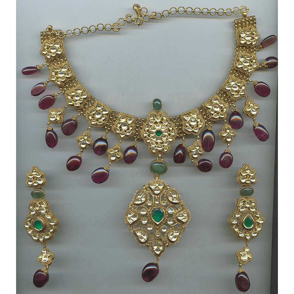 GOLD HALF SET ROUND KUNDAN EXCLUSIVE