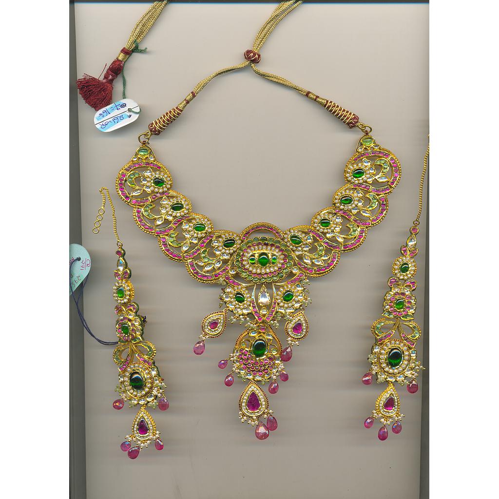 GOLD HALF SET ROUND KUNDAN EXCLUSIVE