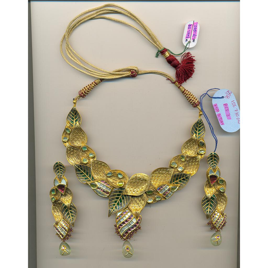GOLD HALF SET ROUND KUNDAN EXCLUSIVE