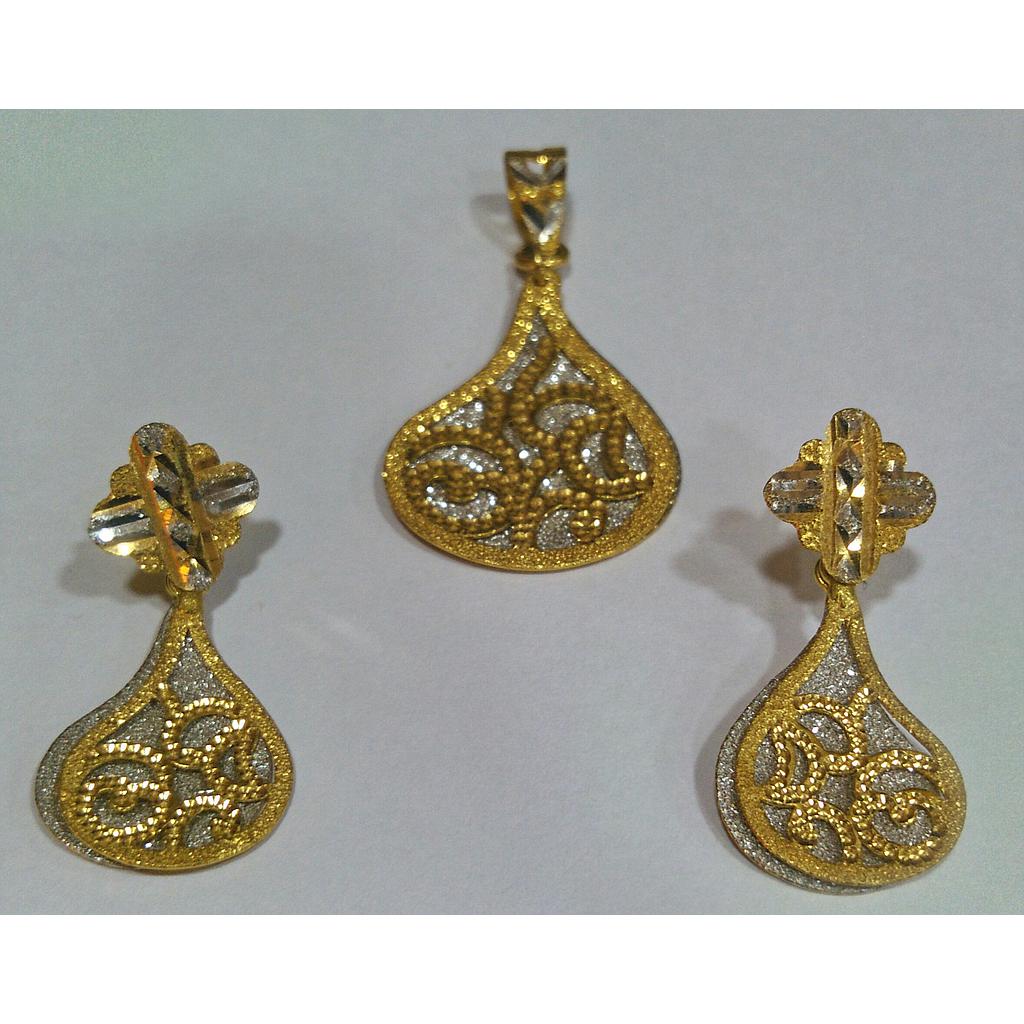 GOLD HALF SET PENDENT DESIGNER