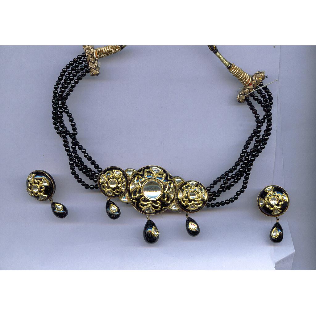 GOLD HALF SET ROUND KUNDAN GENERAL