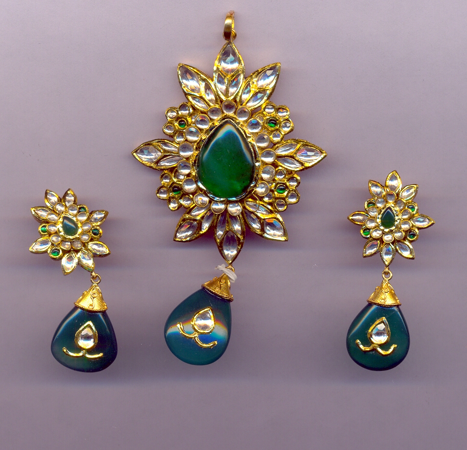 GOLD HALF SET ROUND KUNDAN GENERAL