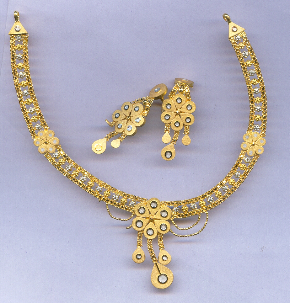 GOLD HALF SET ROUND PLAIN FANCY