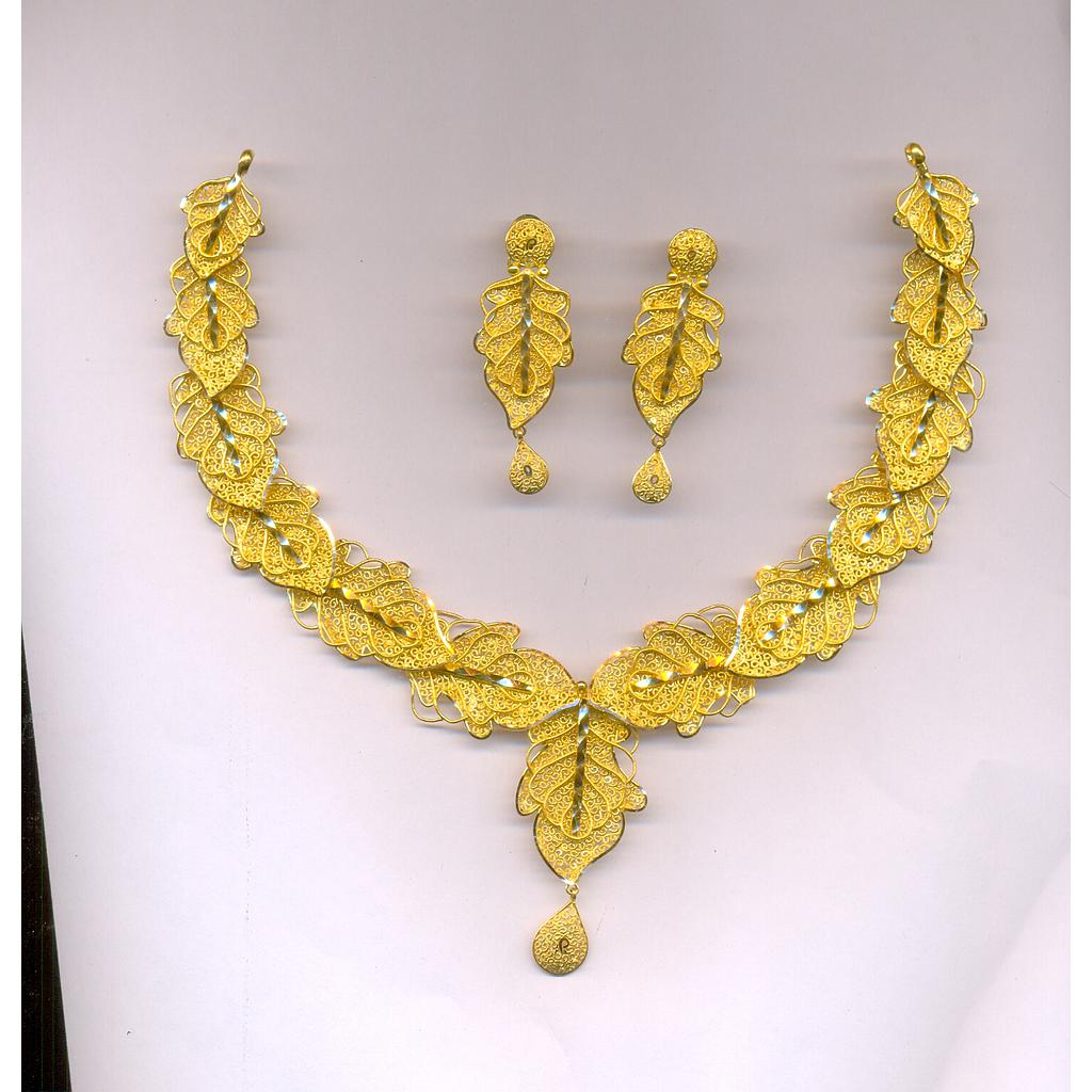 GOLD HALF SET ROUND PLAIN FANCY